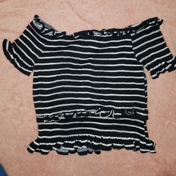 Shirt - Picture 2 of 3